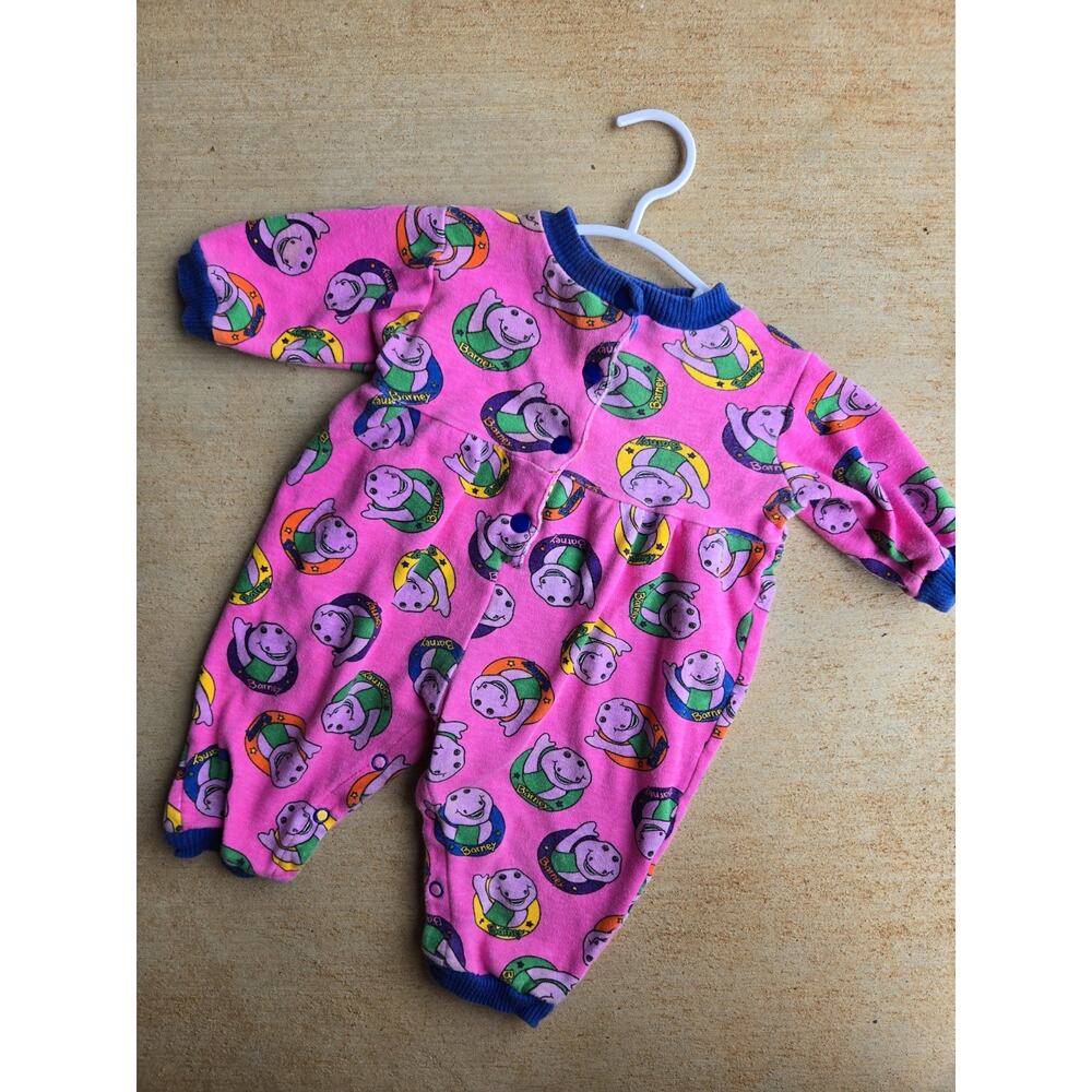 RARE VTG 1992 Lyons Group AOP Barney Cartoon Pink Romper Long Sleeve Snap 6-9M